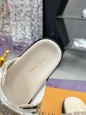 wholesale quality women louis vuitton shoes model no. 522